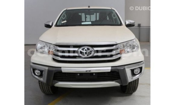 Buy Import Toyota Hilux White Car in Import - Dubai in Agadez Buy Import Toyota Hilux White Car in Import - Dubai in Agadez