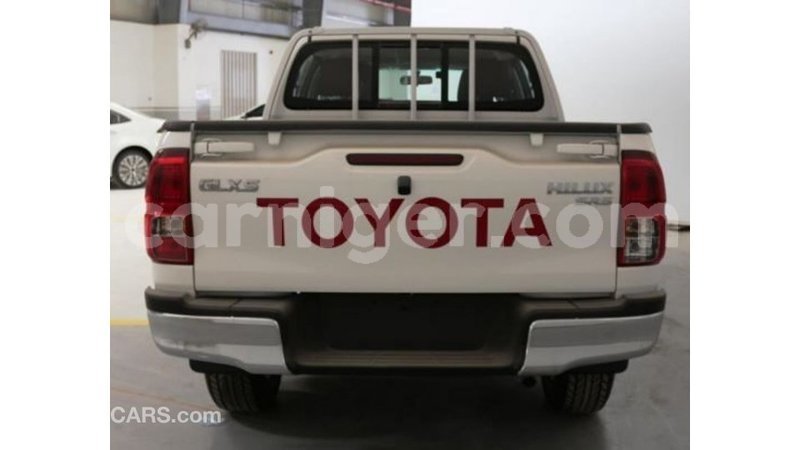 Big with watermark toyota hilux agadez import dubai 5683