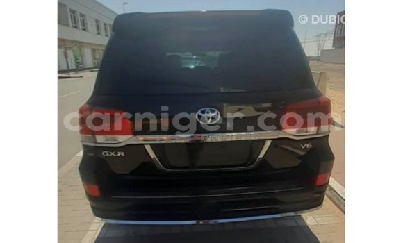 Sayi Imported Toyota Land Cruiser Black Babbar mota in Import - Dubai a Agadez Sayi Imported Toyota Land Cruiser Black Babbar mota in Import - Dubai a Agadez