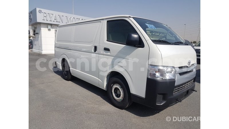 Big with watermark toyota da agadez import dubai 5688