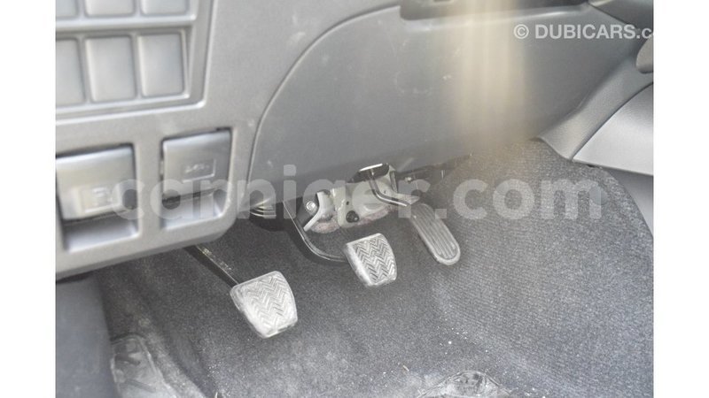 Big with watermark toyota hilux agadez import dubai 5691