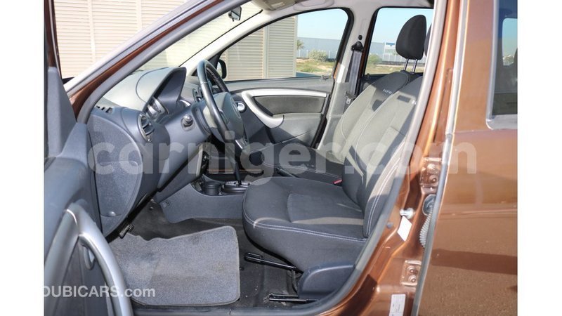 Big with watermark renault duster agadez import dubai 5697