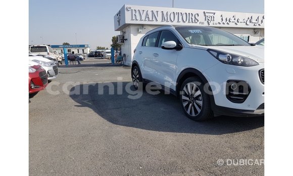 Buy Import Kia Sportage White Car in Import - Dubai in Agadez Buy Import Kia Sportage White Car in Import - Dubai in Agadez