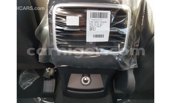 Buy Import Kia Sportage White Car in Import - Dubai in Agadez Buy Import Kia Sportage White Car in Import - Dubai in Agadez