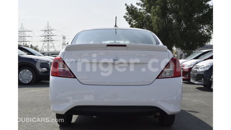 Big with watermark nissan sunny agadez import dubai 5704