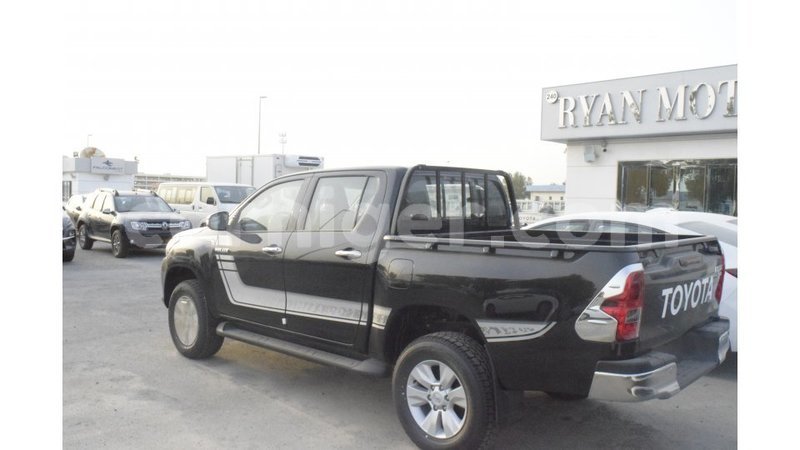 Big with watermark toyota hilux agadez import dubai 5709