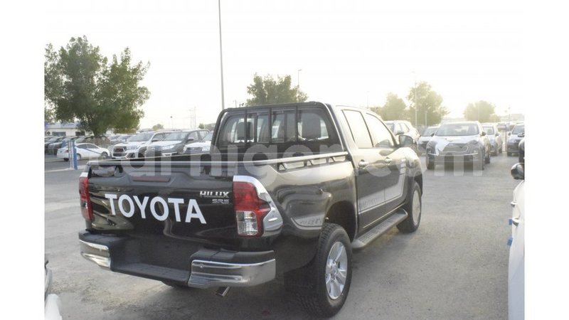 Big with watermark toyota hilux agadez import dubai 5709