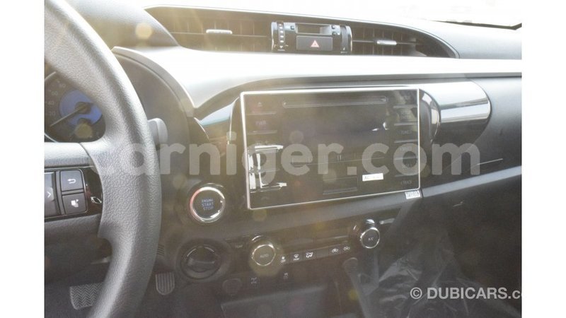 Big with watermark toyota hilux agadez import dubai 5709