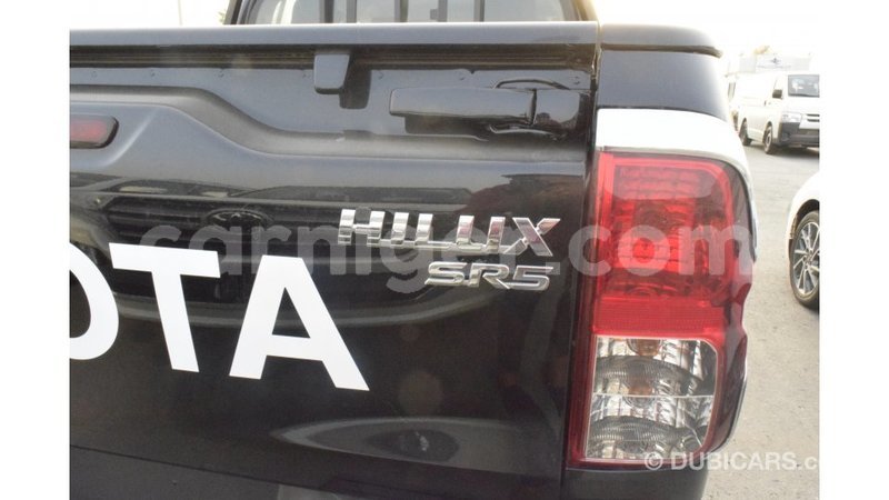 Big with watermark toyota hilux agadez import dubai 5709