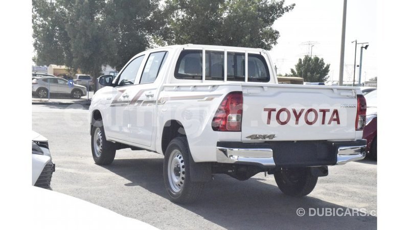 Big with watermark toyota hilux agadez import dubai 5711