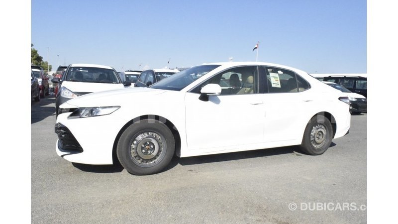 Big with watermark toyota camry agadez import dubai 5712