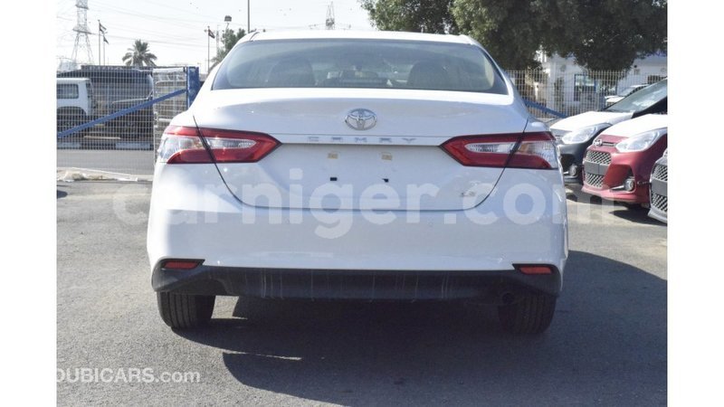 Big with watermark toyota camry agadez import dubai 5712