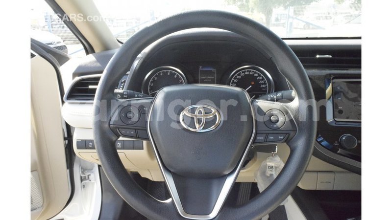 Big with watermark toyota camry agadez import dubai 5712