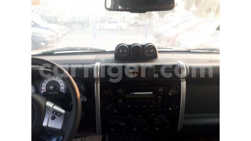 Big with watermark toyota fj cruiser agadez import dubai 5715