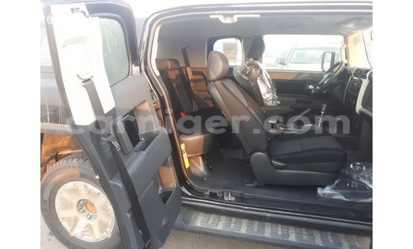 Buy Import Toyota FJ Cruiser Black Car in Import - Dubai in Agadez Buy Import Toyota FJ Cruiser Black Car in Import - Dubai in Agadez