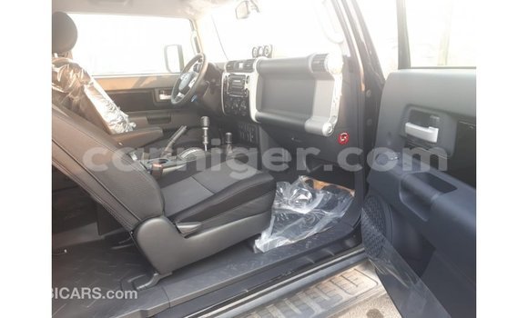 Buy Import Toyota FJ Cruiser Black Car in Import - Dubai in Agadez Buy Import Toyota FJ Cruiser Black Car in Import - Dubai in Agadez