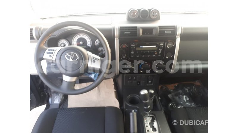 Big with watermark toyota fj cruiser agadez import dubai 5715