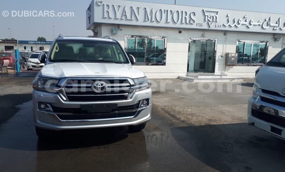 اشتري Imported Toyota Land Cruiser Other شاحنة في Import - Dubai في أغاديز اشتري Imported Toyota Land Cruiser Other شاحنة في Import - Dubai في أغاديز