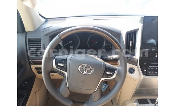 اشتري Imported Toyota Land Cruiser Other شاحنة في Import - Dubai في أغاديز اشتري Imported Toyota Land Cruiser Other شاحنة في Import - Dubai في أغاديز
