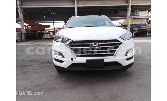 Buy Import Hyundai Tucson White Car in Import - Dubai in Agadez Buy Import Hyundai Tucson White Car in Import - Dubai in Agadez