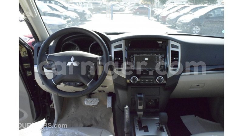 Big with watermark mitsubishi pajero agadez import dubai 5732