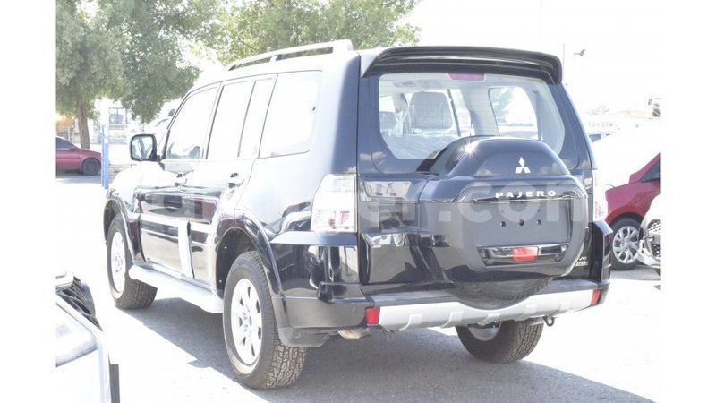 Big with watermark mitsubishi pajero agadez import dubai 5732