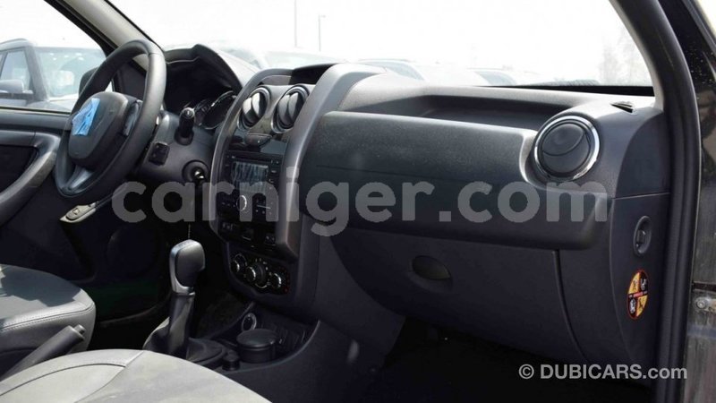 Big with watermark renault duster agadez import dubai 5733