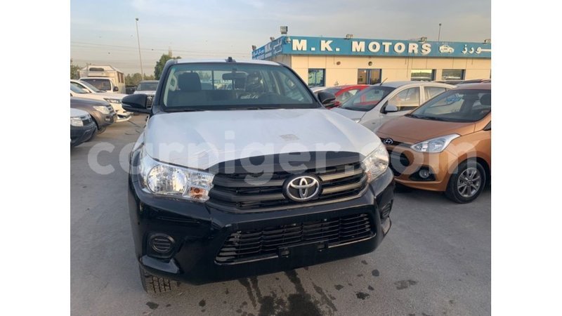 Big with watermark toyota hilux agadez import dubai 5741