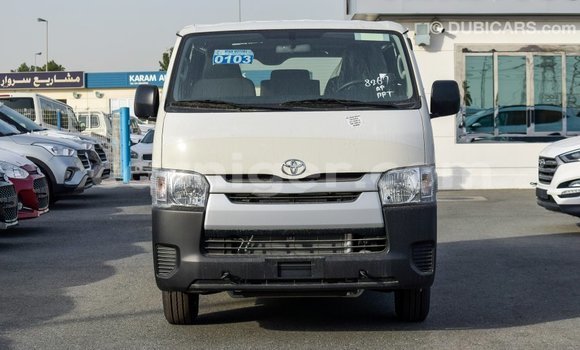 Buy Import Toyota Hiace White Car in Import - Dubai in Agadez Buy Import Toyota Hiace White Car in Import - Dubai in Agadez