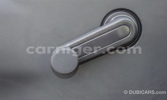 Buy Import Toyota Hiace White Car in Import - Dubai in Agadez Buy Import Toyota Hiace White Car in Import - Dubai in Agadez