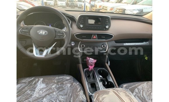Sayi Imported Hyundai Santa Fe Brown Mota in Import - Dubai a Agadez Sayi Imported Hyundai Santa Fe Brown Mota in Import - Dubai a Agadez