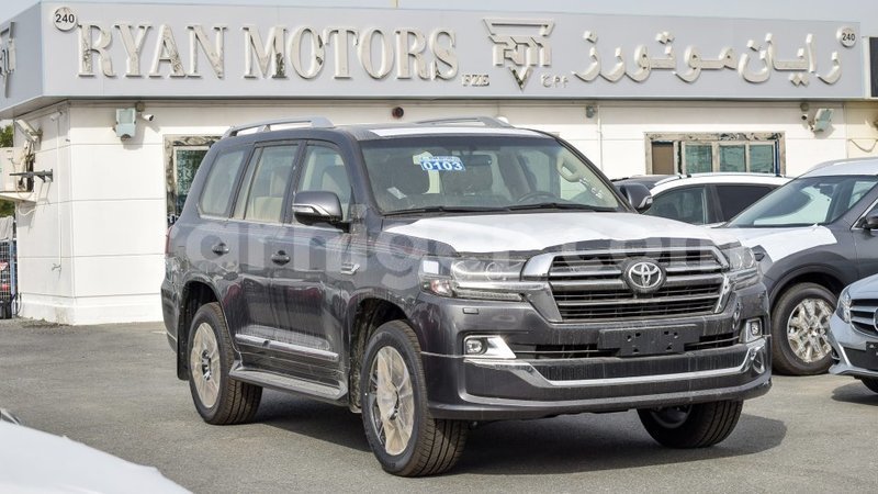 Big with watermark toyota land cruiser agadez import dubai 5750