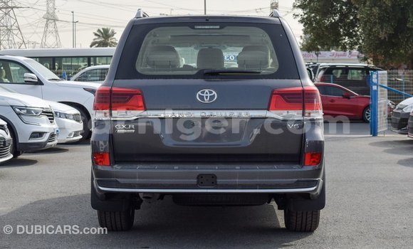 Buy Import Toyota Land Cruiser Other Truck in Import - Dubai in Agadez Buy Import Toyota Land Cruiser Other Truck in Import - Dubai in Agadez