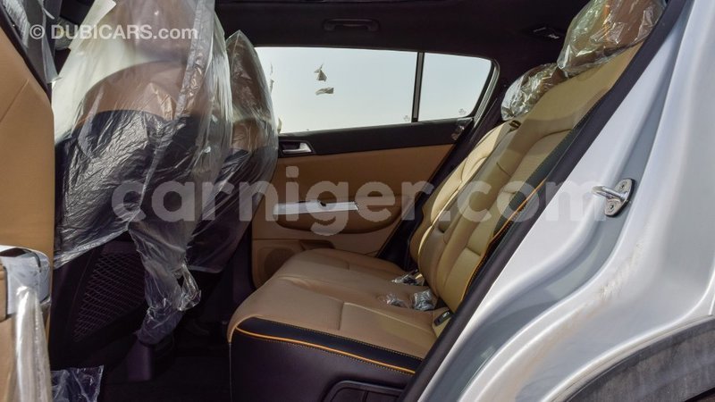 Big with watermark kia sportage agadez import dubai 5751