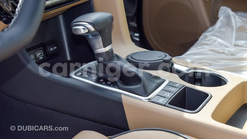 Big with watermark kia sportage agadez import dubai 5751