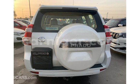 Sayi Imported Toyota Prado White Mota in Import - Dubai a Agadez Sayi Imported Toyota Prado White Mota in Import - Dubai a Agadez