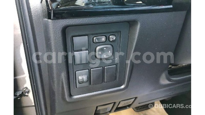 Big with watermark toyota prado agadez import dubai 5760