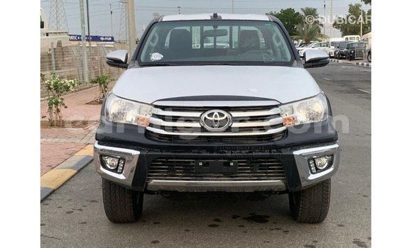 Buy Import Toyota Hilux Black Car in Import - Dubai in Agadez Buy Import Toyota Hilux Black Car in Import - Dubai in Agadez
