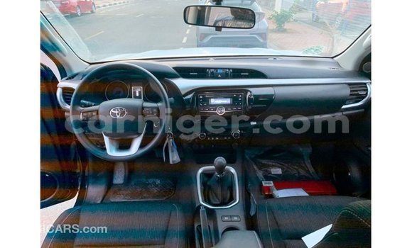 Buy Import Toyota Hilux Black Car in Import - Dubai in Agadez Buy Import Toyota Hilux Black Car in Import - Dubai in Agadez