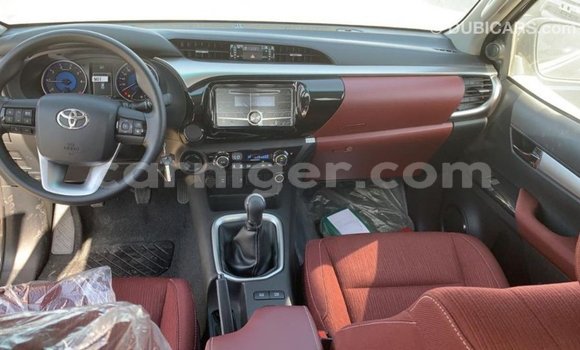 Buy Import Toyota Hilux Other Car in Import - Dubai in Agadez Buy Import Toyota Hilux Other Car in Import - Dubai in Agadez