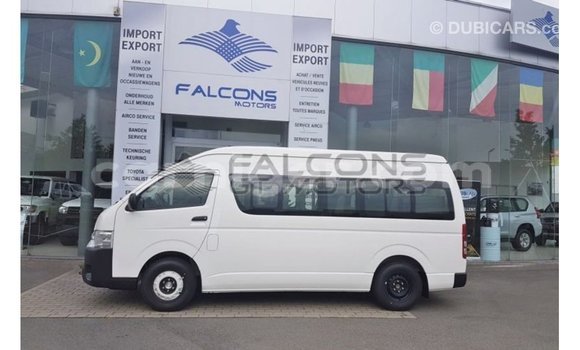 Buy Import Toyota Hiace White Car in Import - Dubai in Agadez Buy Import Toyota Hiace White Car in Import - Dubai in Agadez