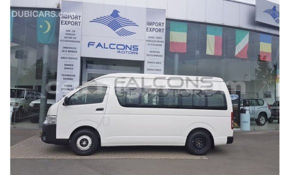 Buy Import Toyota Hiace White Car in Import - Dubai in Agadez Buy Import Toyota Hiace White Car in Import - Dubai in Agadez