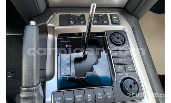 Buy Import Toyota Land Cruiser Black Truck in Import - Dubai in Agadez Buy Import Toyota Land Cruiser Black Truck in Import - Dubai in Agadez