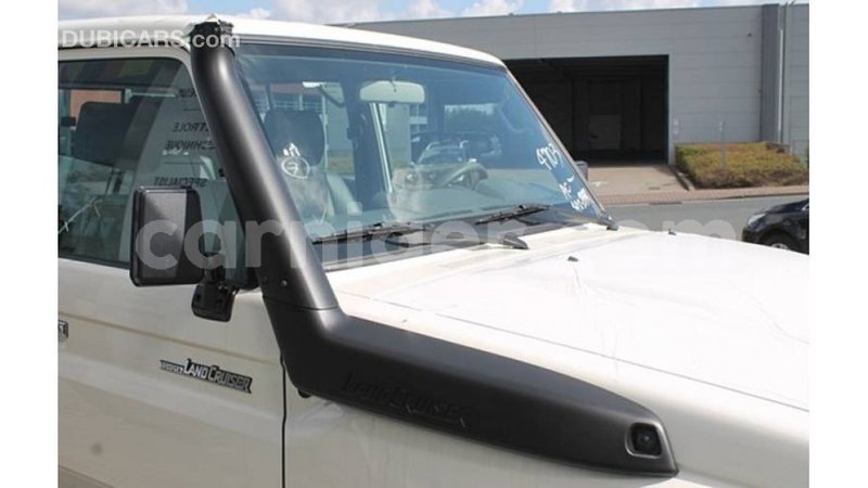 Big with watermark toyota land cruiser agadez import dubai 5767