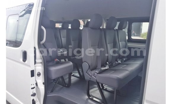 Buy Import Toyota Hiace White Car in Import - Dubai in Agadez Buy Import Toyota Hiace White Car in Import - Dubai in Agadez