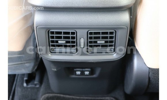 Buy Import Toyota Ade White Truck in Import - Dubai in Agadez Buy Import Toyota Ade White Truck in Import - Dubai in Agadez