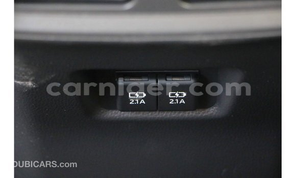 Buy Import Toyota Ade White Truck in Import - Dubai in Agadez Buy Import Toyota Ade White Truck in Import - Dubai in Agadez