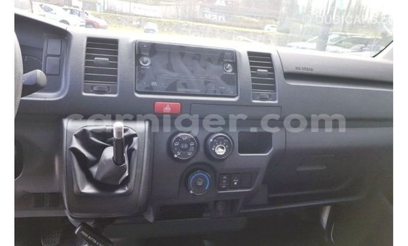 Buy Import Toyota Hiace White Car in Import - Dubai in Agadez Buy Import Toyota Hiace White Car in Import - Dubai in Agadez