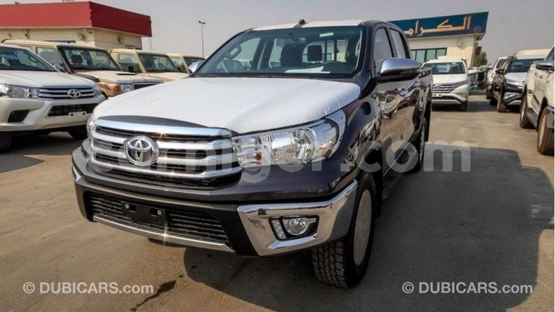 Big with watermark toyota hilux agadez import dubai 5782