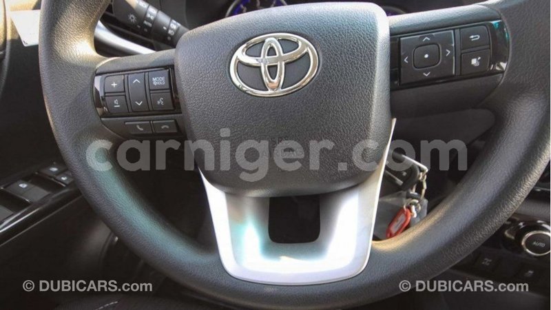 Big with watermark toyota hilux agadez import dubai 5782